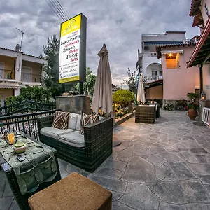jolandas-house.hotelschalkidiki.net/