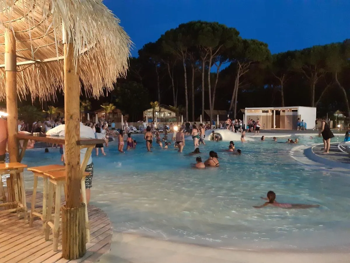 Campsite Estivo Premium Deluxe Mobile Homes On Camping Malibu Beach Lido di Jesolo