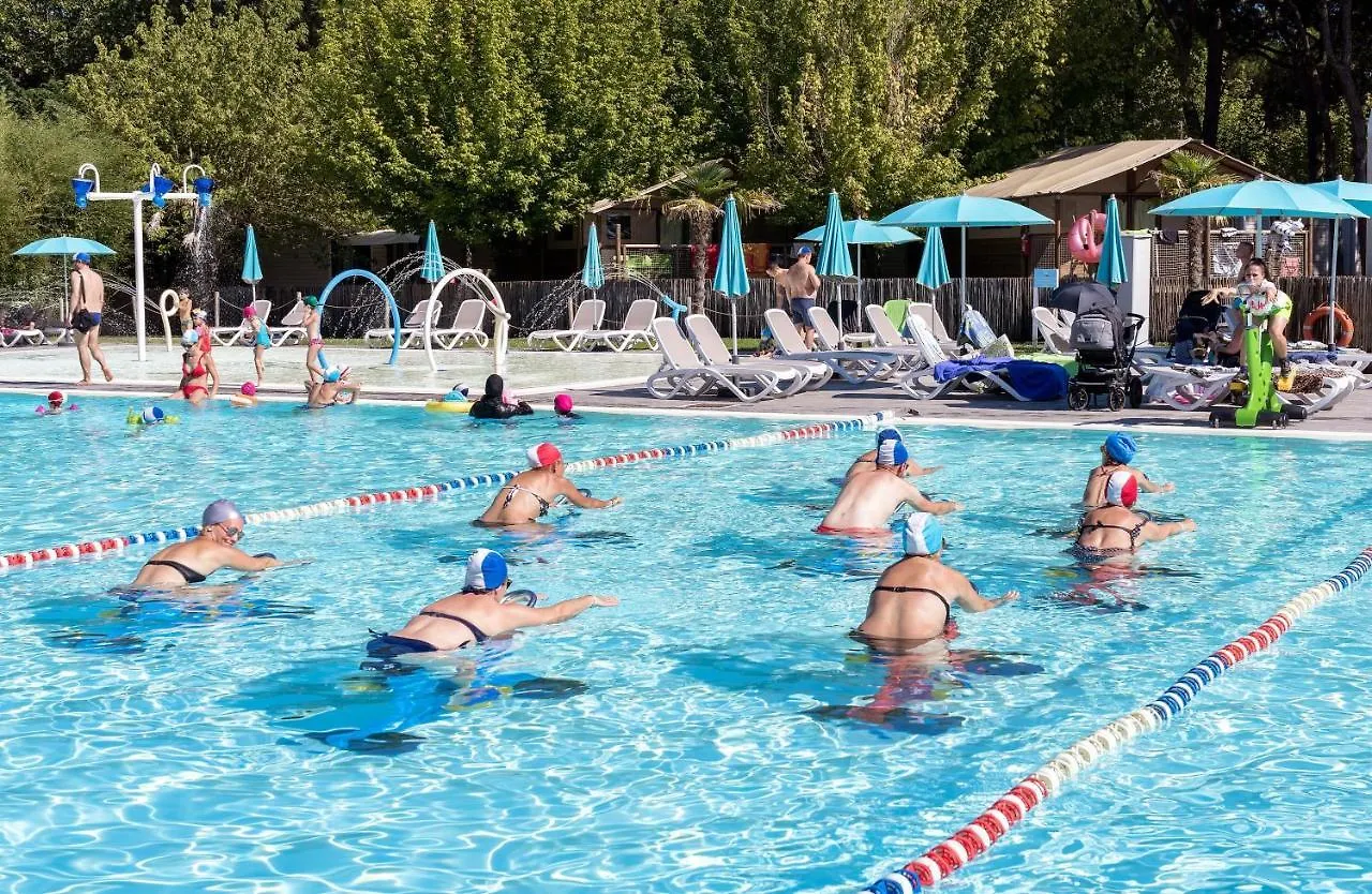 Estivo Premium Deluxe Mobile Homes On Camping Malibu Beach Lido di Jesolo